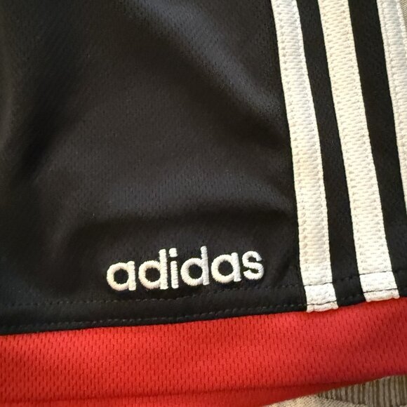 Youth Adidas Shorts Size Medium (10/12) Black with White Stripes Red Trim Soccer - Picture 4 of 6